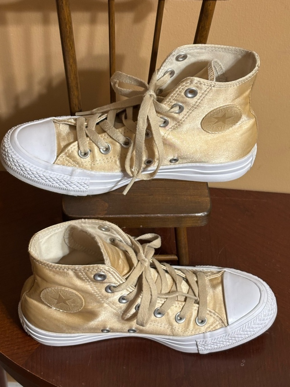 Converse Women’s High-Top Sneakers in Metallic Gold and White - Picture 7 of 7